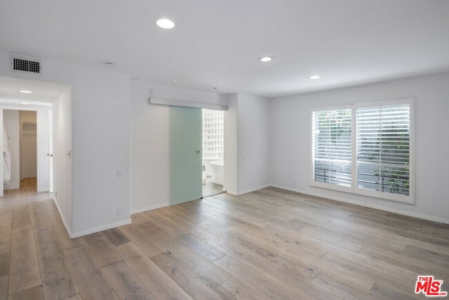 Building Photo - 1129 2nd St
