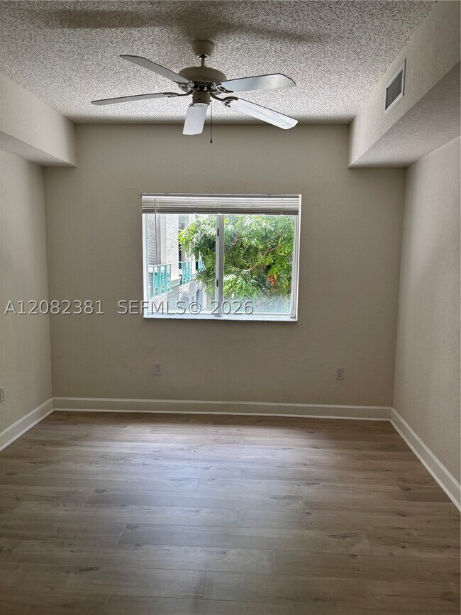 Building Photo - 6001 SW 70th St