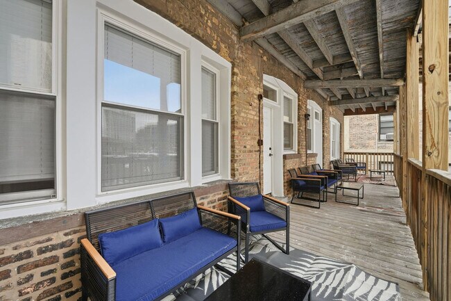 Building Photo - 618 W Patterson Ave