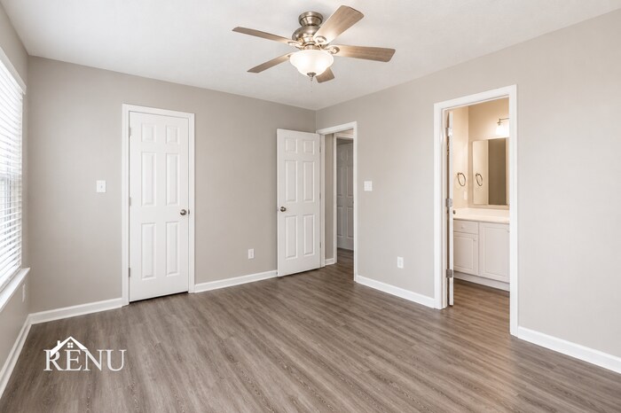 Building Photo - 2710 Lucas Dr