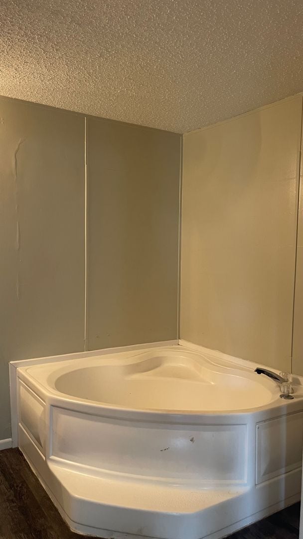 Building Photo - 3 Bed, 2 Bath Mobile Home! HUD ACCEPTED!