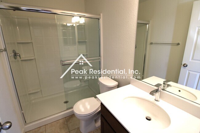 Building Photo - Brand New Rocklin 4bd/3ba House with 2 Car...