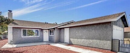 Building Photo - **Amazing 4 bedroom 3 bathroom Home coming...