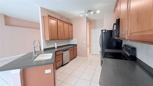 Building Photo - 4712 Mapletree Loop