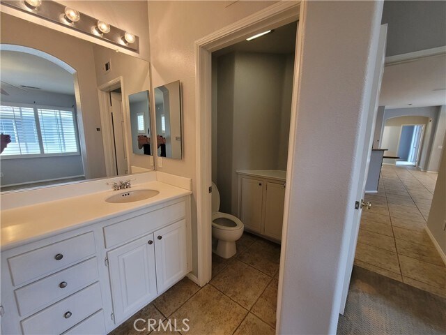 Building Photo - 74 Rosenblum