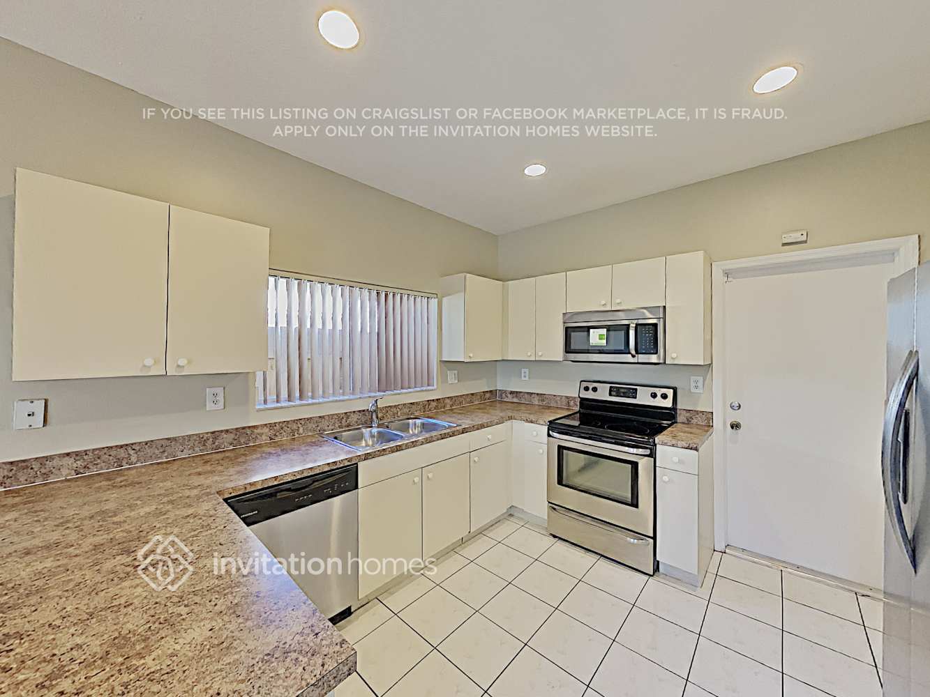 Building Photo - 13614 SW 124th Avenue Rd