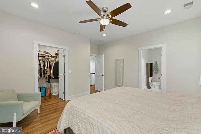 Building Photo - 8193 Major Watters Ct