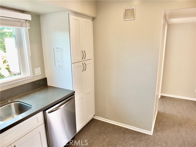 Building Photo - 617 Sandpiper Dr