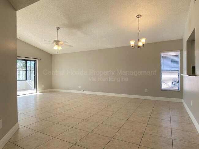 Building Photo - 281 Chicago Woods Cir