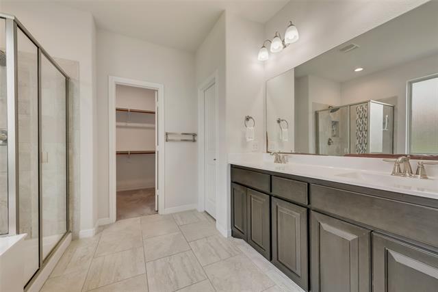 Building Photo - 9905 Wynndel Trl