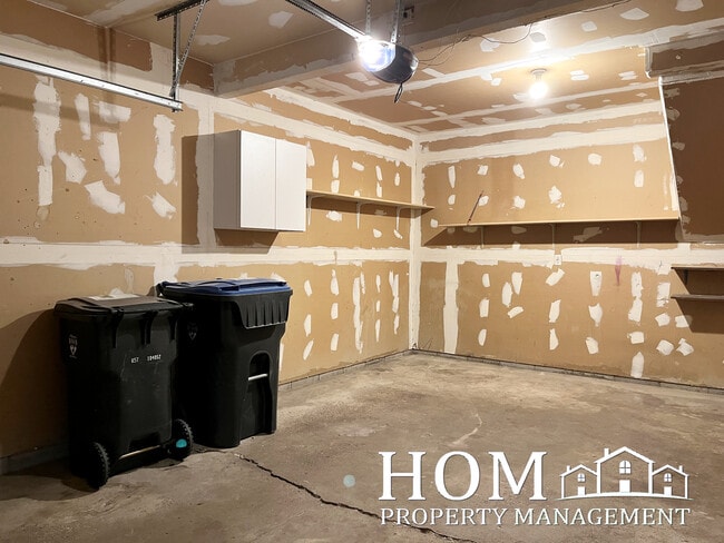 Building Photo - 127 Sandpiper Dr