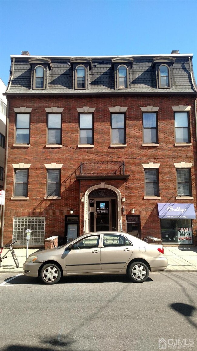 Primary Photo - 91 Bayard St