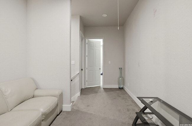 Building Photo - 164 Ave Ventana