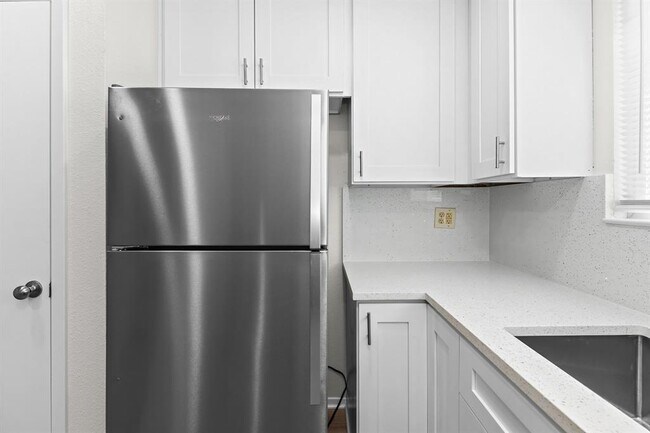 Building Photo - 4911 Ganymede Dr