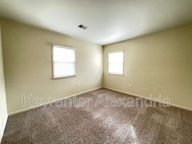 Building Photo - 13013 Caton Pl