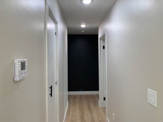 Building Photo - 7547 S Butler Hills Dr