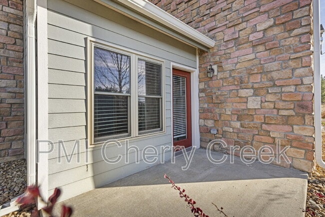 Building Photo - 18602 E Water Dr