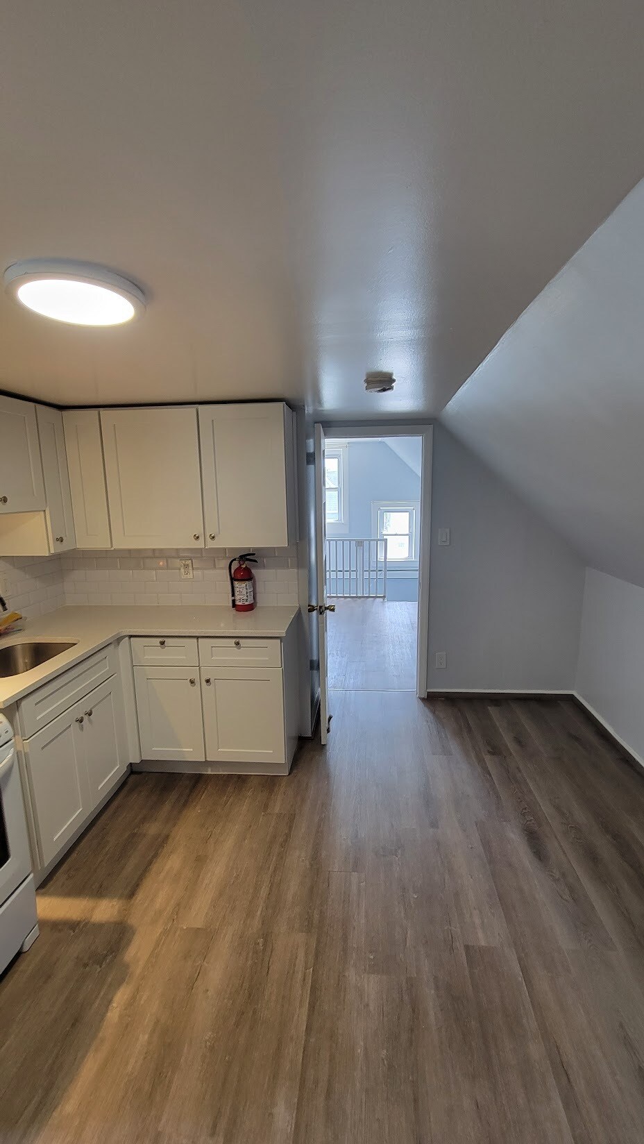 Building Photo - 397 Clifton Ave