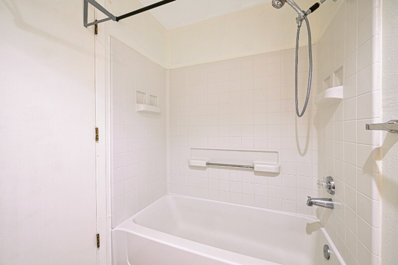 Building Photo - 12530 109th Ct NE