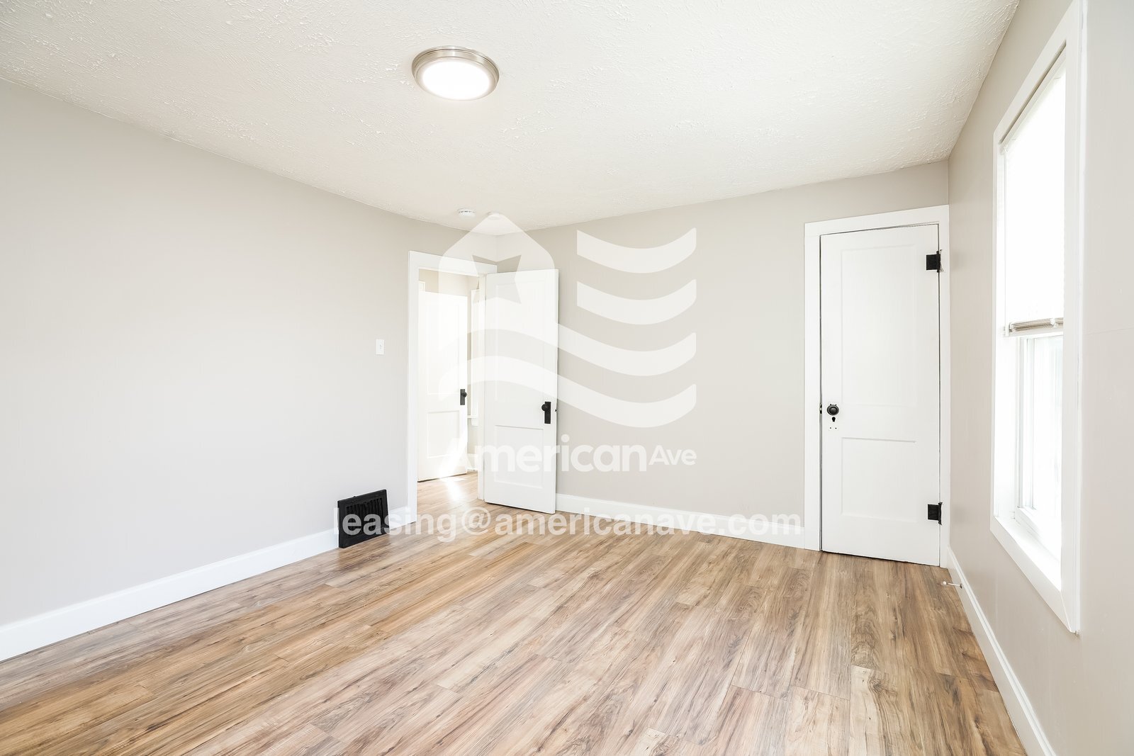 Building Photo - 569 Elbon Ave
