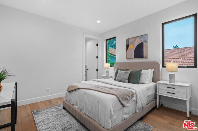 Building Photo - 4475 Mammoth Ave