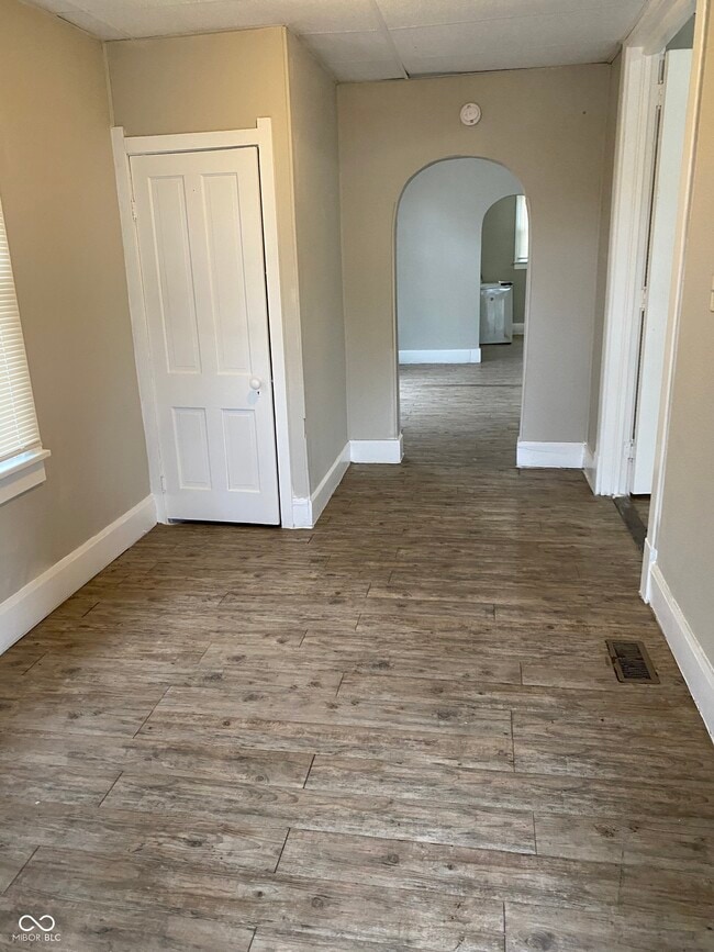 Building Photo - 2838 Boulevard Pl