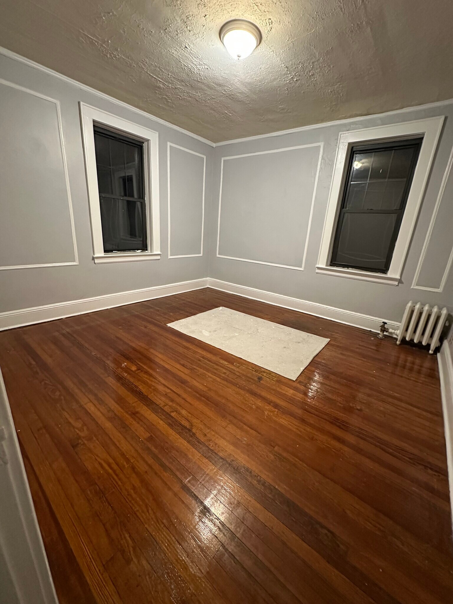 Building Photo - 403 Chestnut St