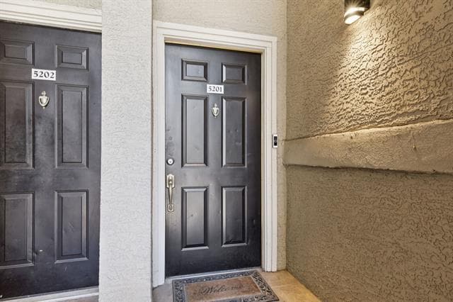 Building Photo - 2201 Wolf St