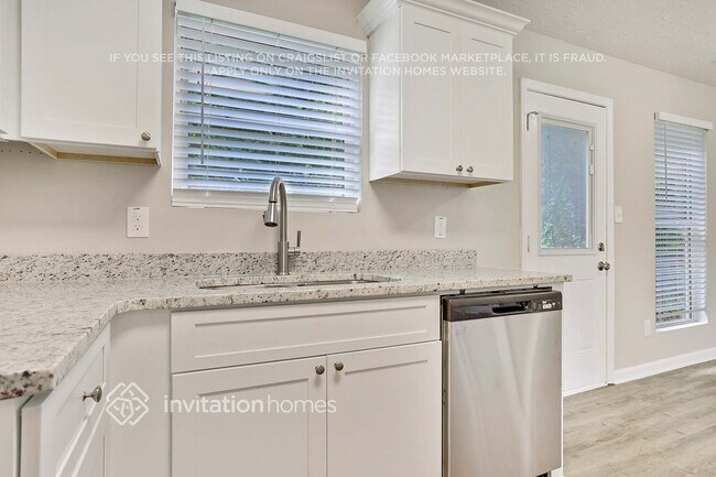 Building Photo - 3424 Kingsbrooke Way