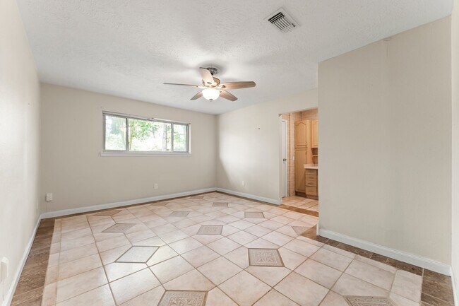 Building Photo - 4123 Wyanngate Dr
