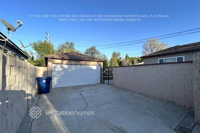 Building Photo - 6210 Blucher Ave