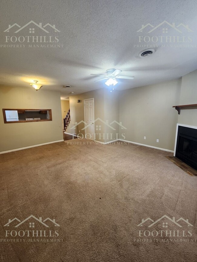 Building Photo - 4315 Lexington Way