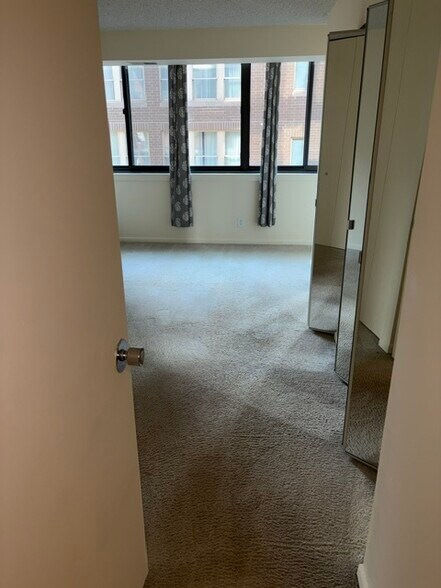 Building Photo - 1140 23rd St NW