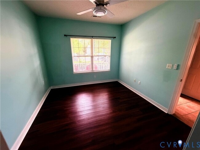 Building Photo - 4620 Twin Hickory Lake Dr
