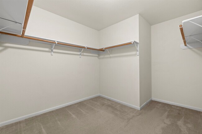 Building Photo - 20742 Fair Castle Dr