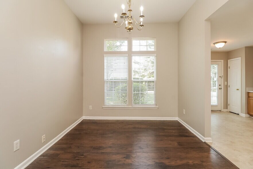 Building Photo - 11931 Creek Turn Dr