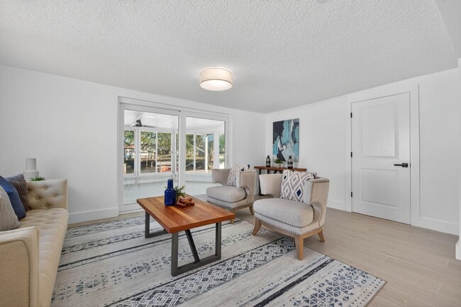 Building Photo - 12734 2nd Isle