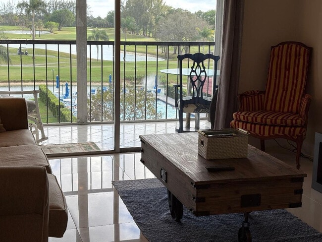 Building Photo - 8900 Washington St