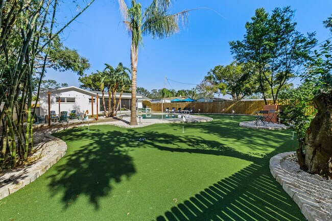 Building Photo - 13672 88th Ave N