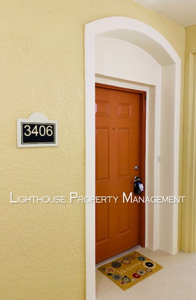 Building Photo - Luxurious Condominium in the Desirable Noc...