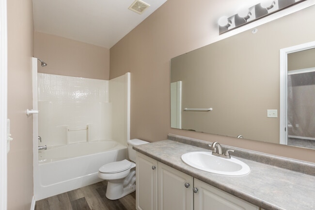 Building Photo - 206 Stockton Ridge