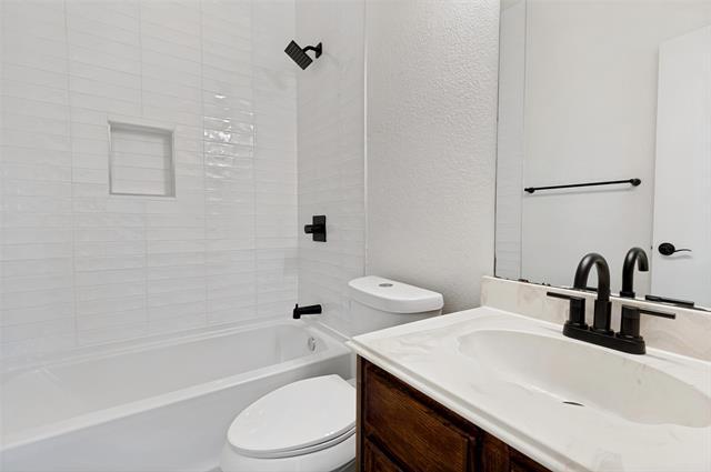 Building Photo - 3503 Hudson Dr