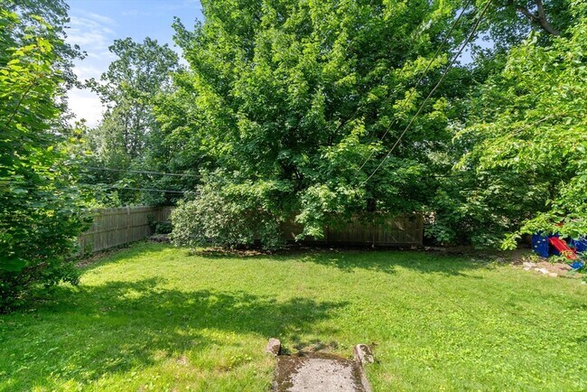 Building Photo - 103 Belgrade Ave