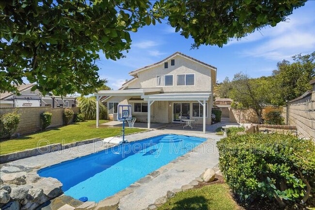 Building Photo - 28012 Florence Ln