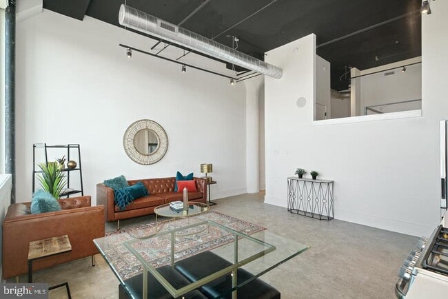 Building Photo - 1218 Snyder Ave