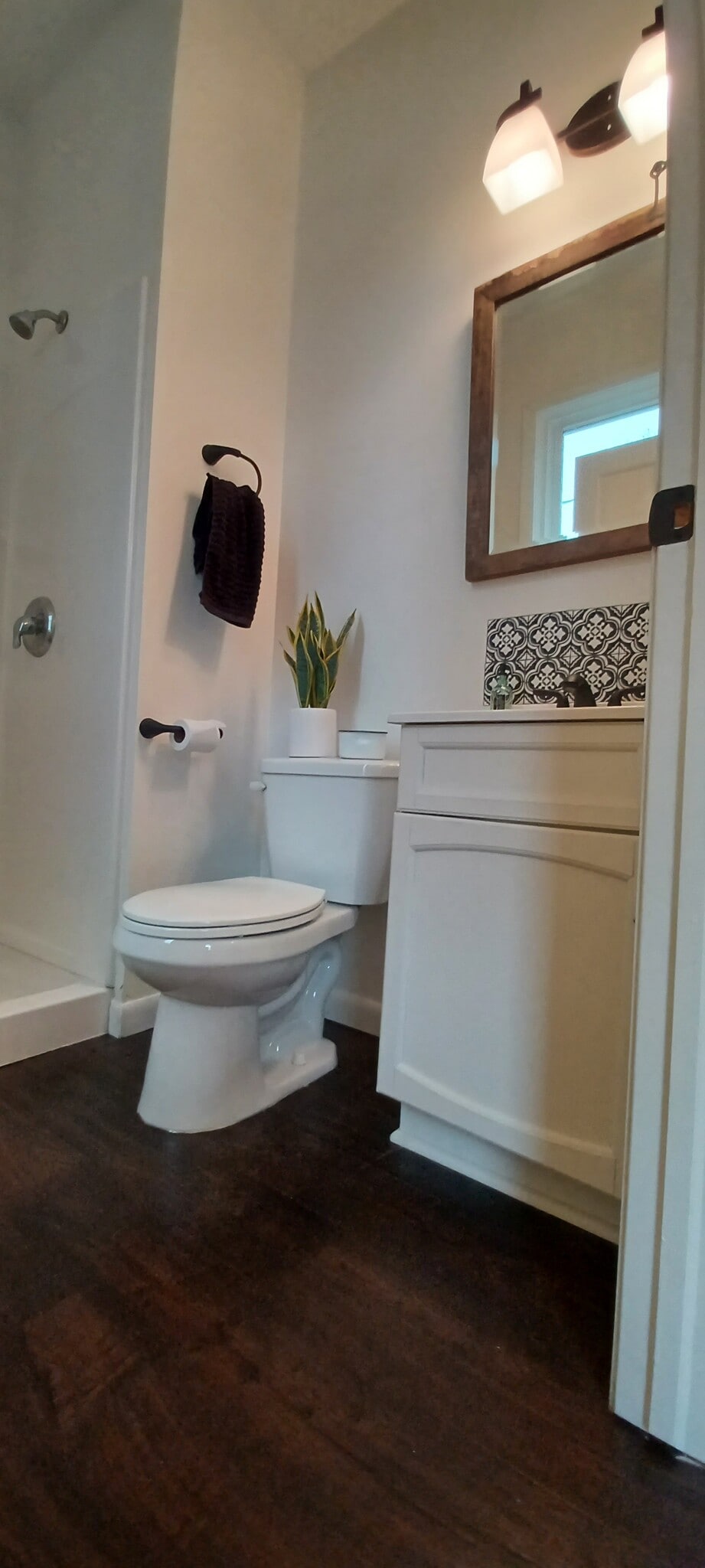 Master bathroon - 42 Maple St N