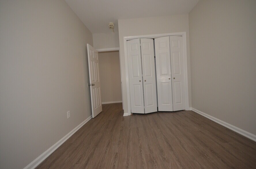 Building Photo - 421 Northampton St