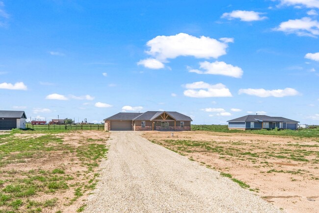 Building Photo - Country Living In Roosevelt ISD!