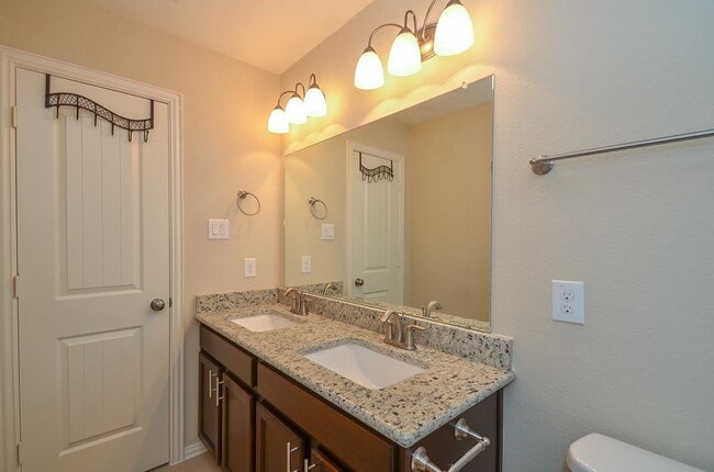 Building Photo - 3502 Fern Creek Ct