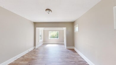 Building Photo - 1118 High St